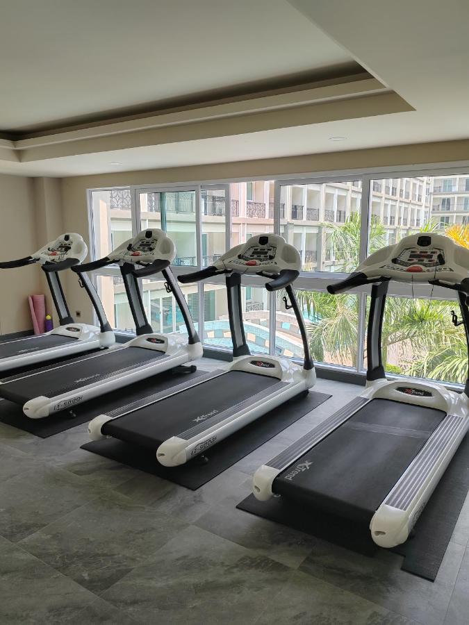 Romantic Beach Apartment芭堤雅水系高档酒店式公寓可做饭 Praia de Jomtien Exterior foto